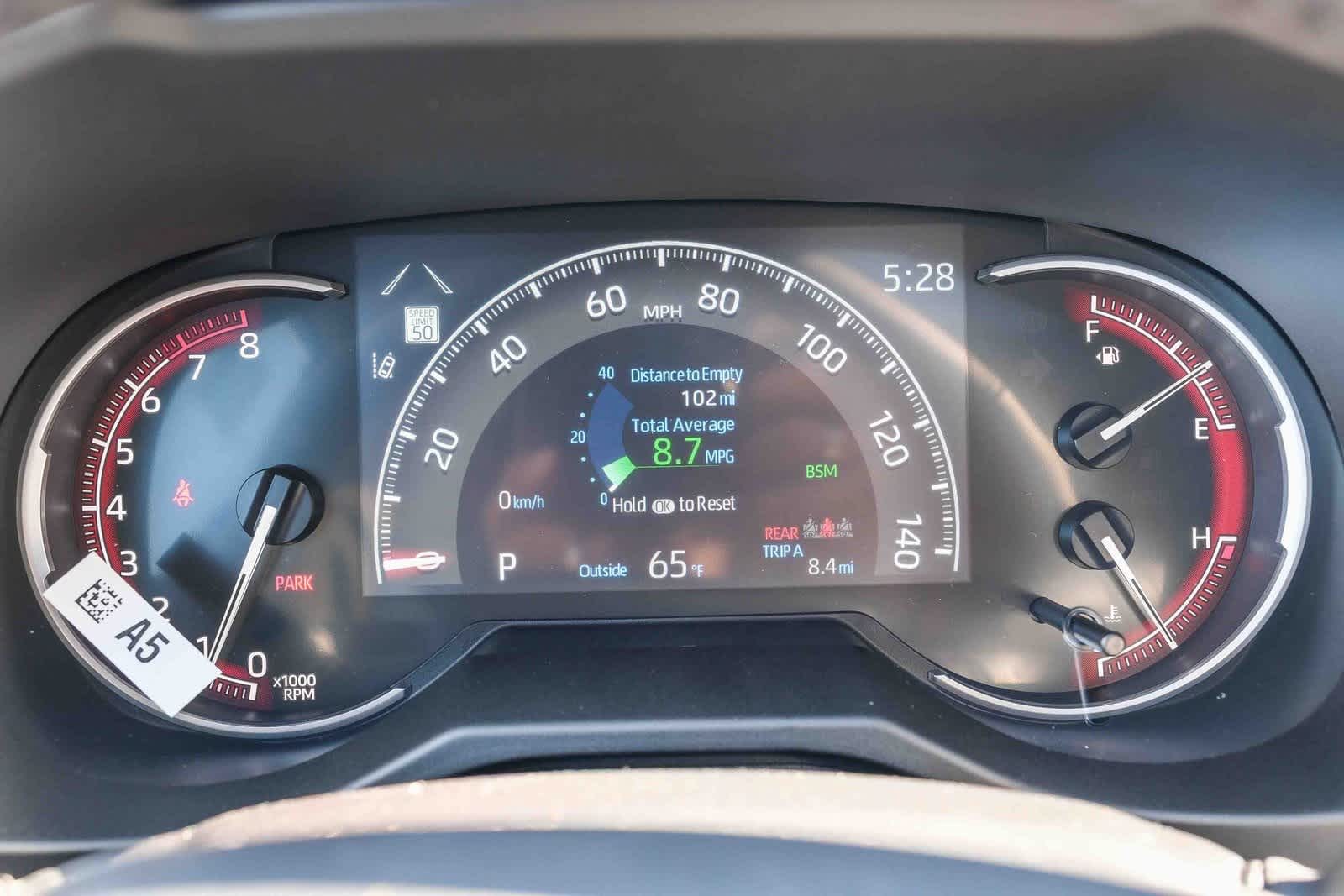 Thumbnail: 2025 Toyota RAV4 - 24