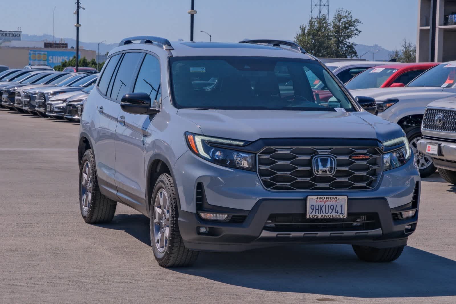 Thumbnail: 2023 Honda Passport - 3