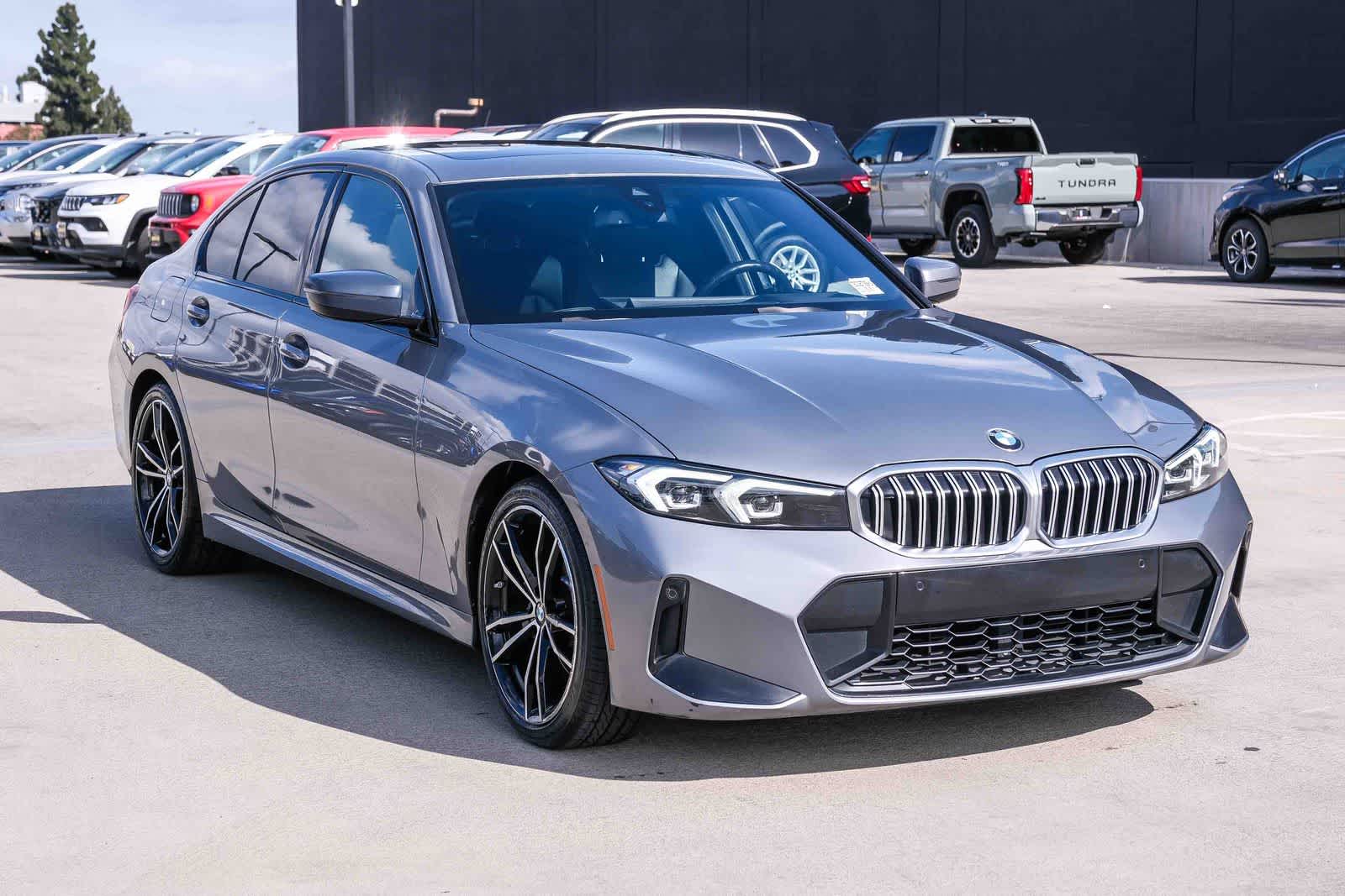 Thumbnail: 2023 BMW 3 Series - 3