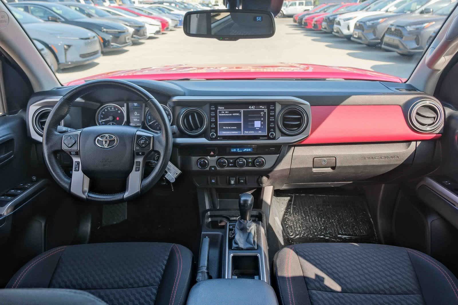 Thumbnail: 2022 Toyota Tacoma - 14