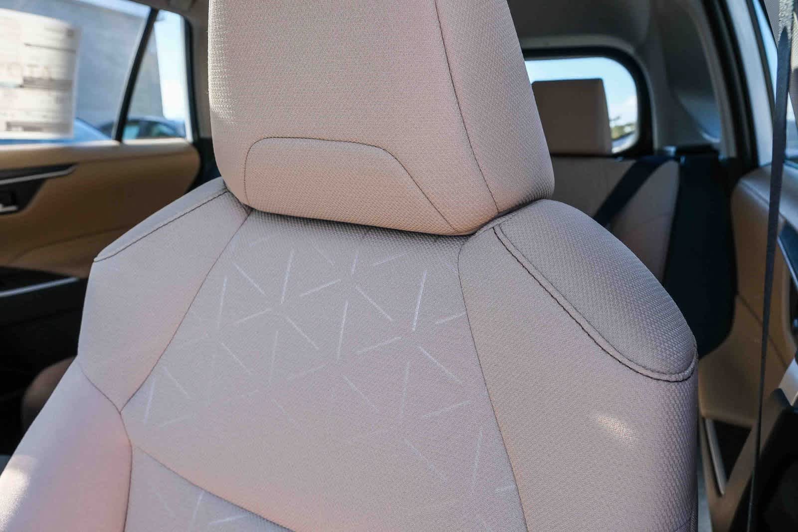 Thumbnail: 2025 Toyota RAV4 - 21