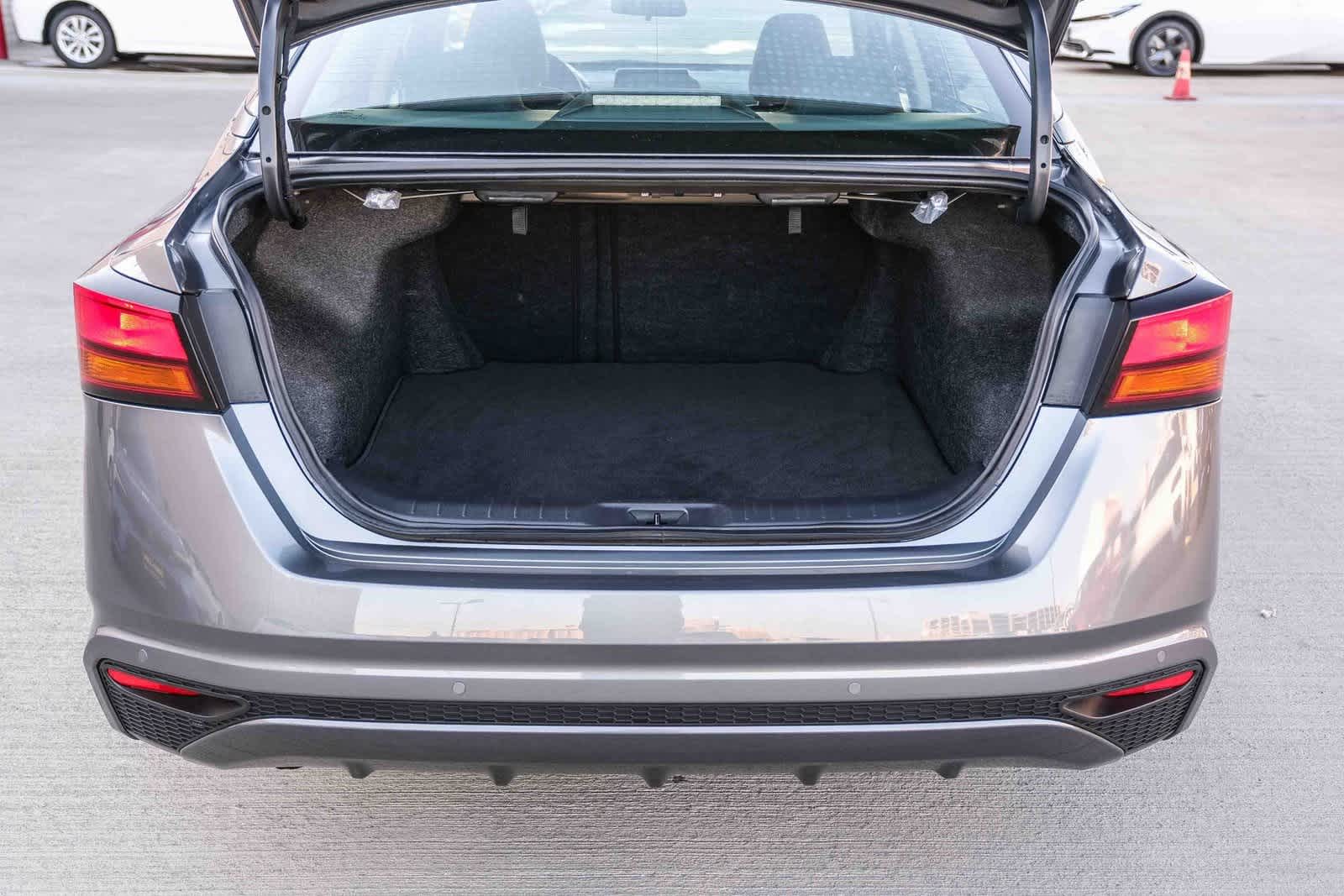 Thumbnail: 2025 Nissan Altima - 28