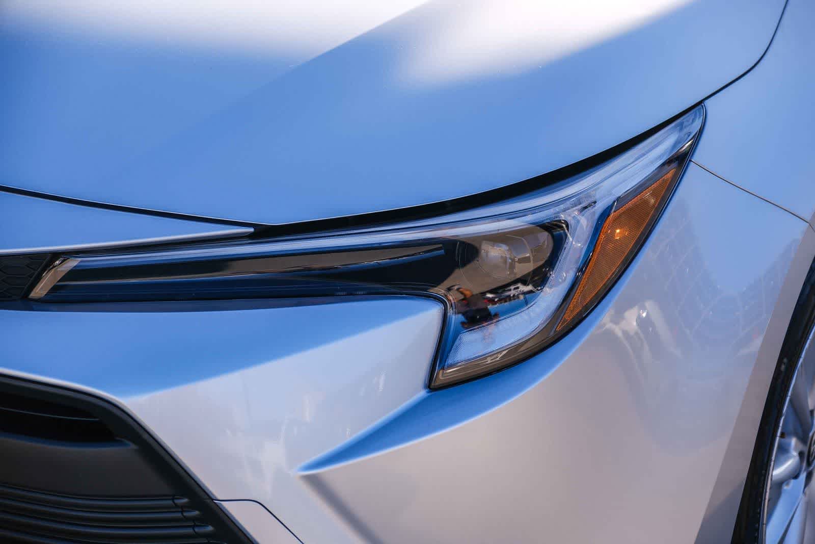 Thumbnail: 2025 Toyota Corolla - 12