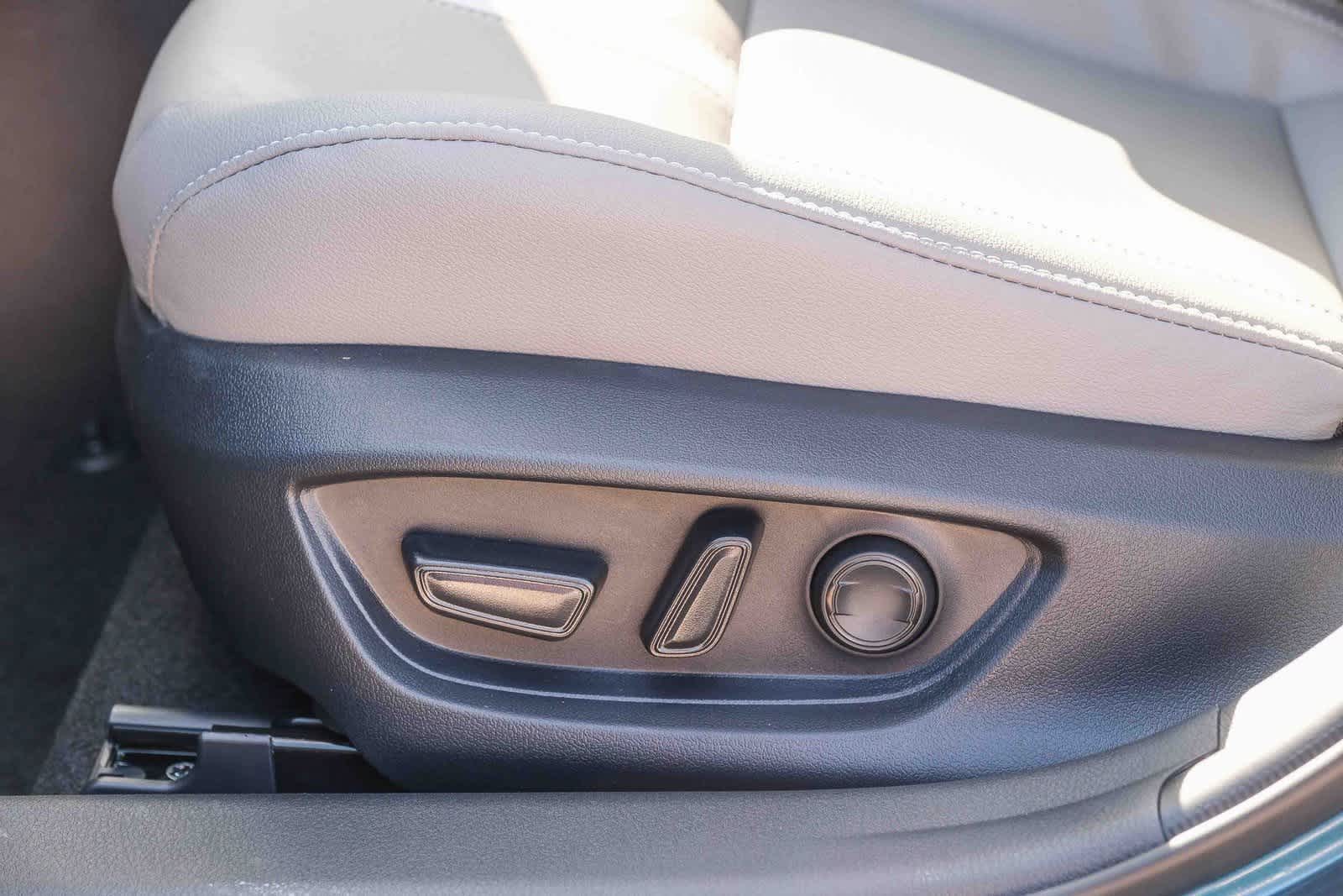 Thumbnail: 2026 Toyota Camry - 22