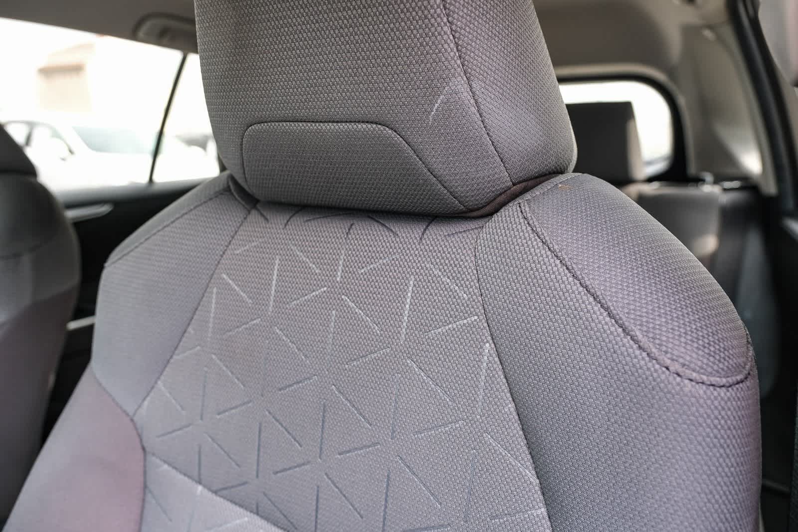 Thumbnail: 2020 Toyota RAV4 - 17