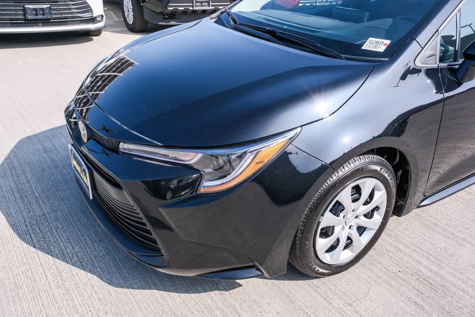 Thumbnail: 2025 Toyota Corolla - 12