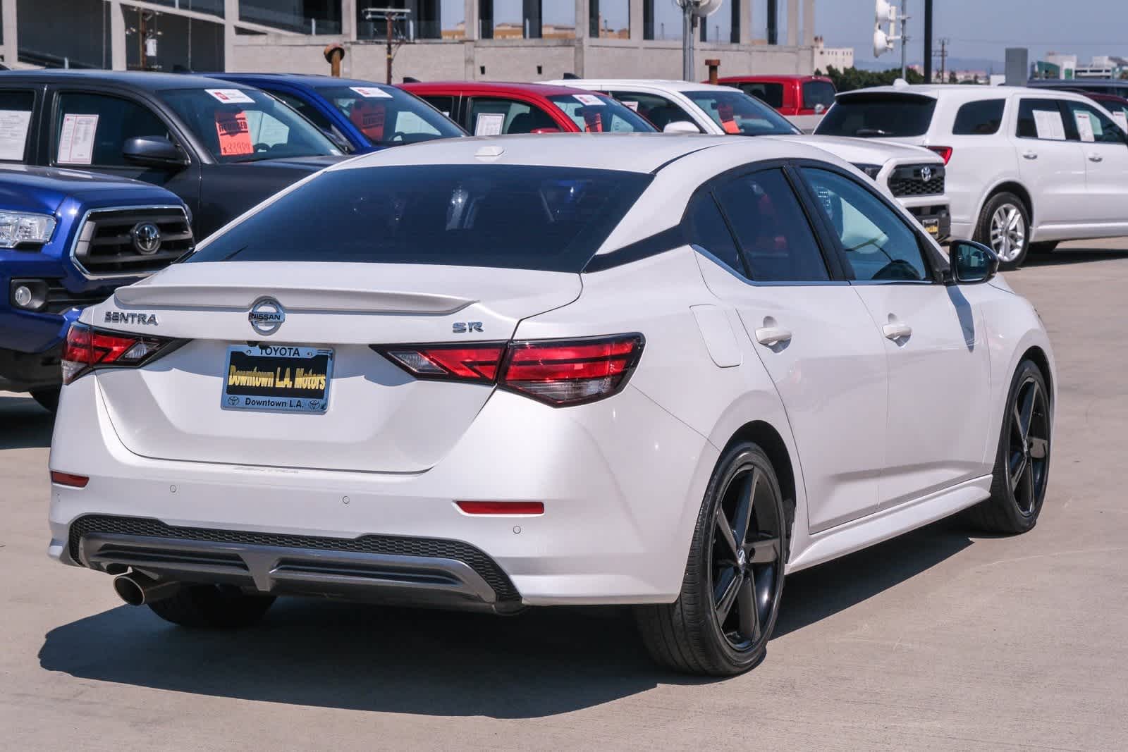Thumbnail: 2021 Nissan Sentra - 4