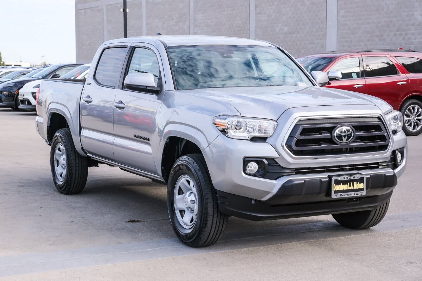 Thumbnail: 2021 Toyota Tacoma - 3