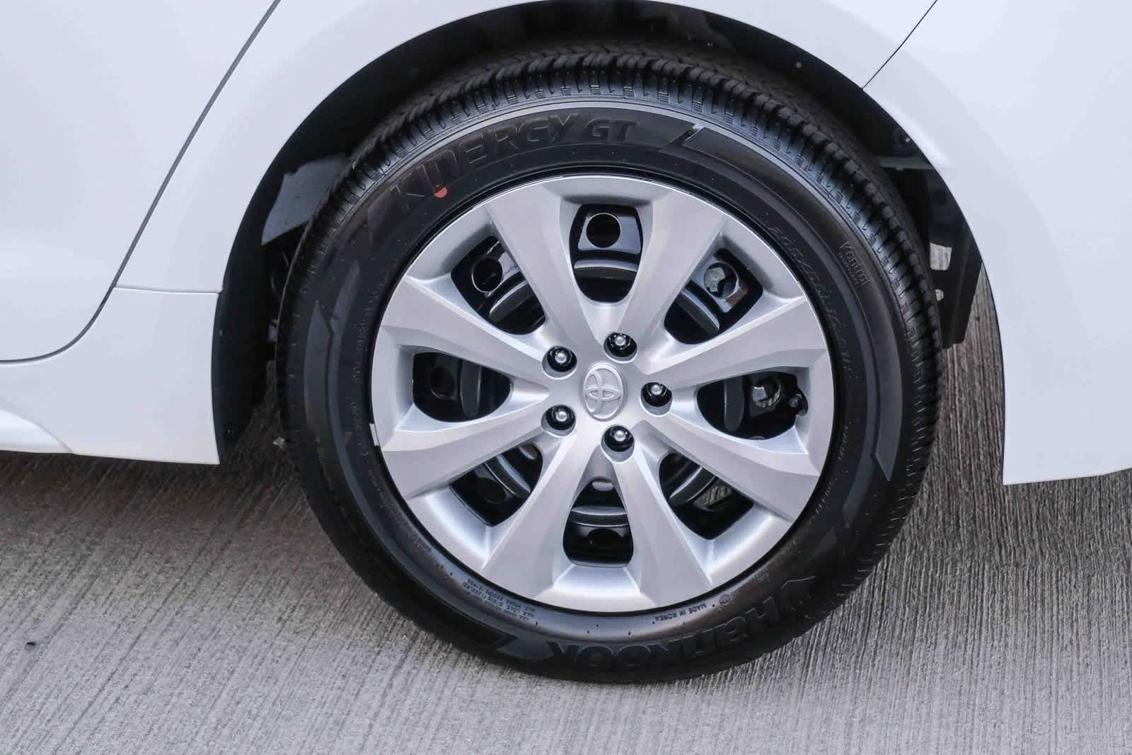 Thumbnail: 2025 Toyota Corolla - 9