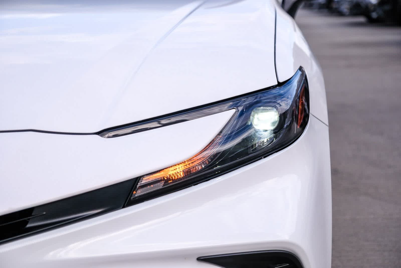 Thumbnail: 2025 Toyota Camry - 11