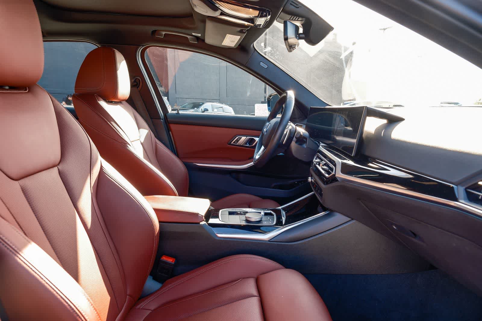 Thumbnail: 2023 BMW 3 Series - 18