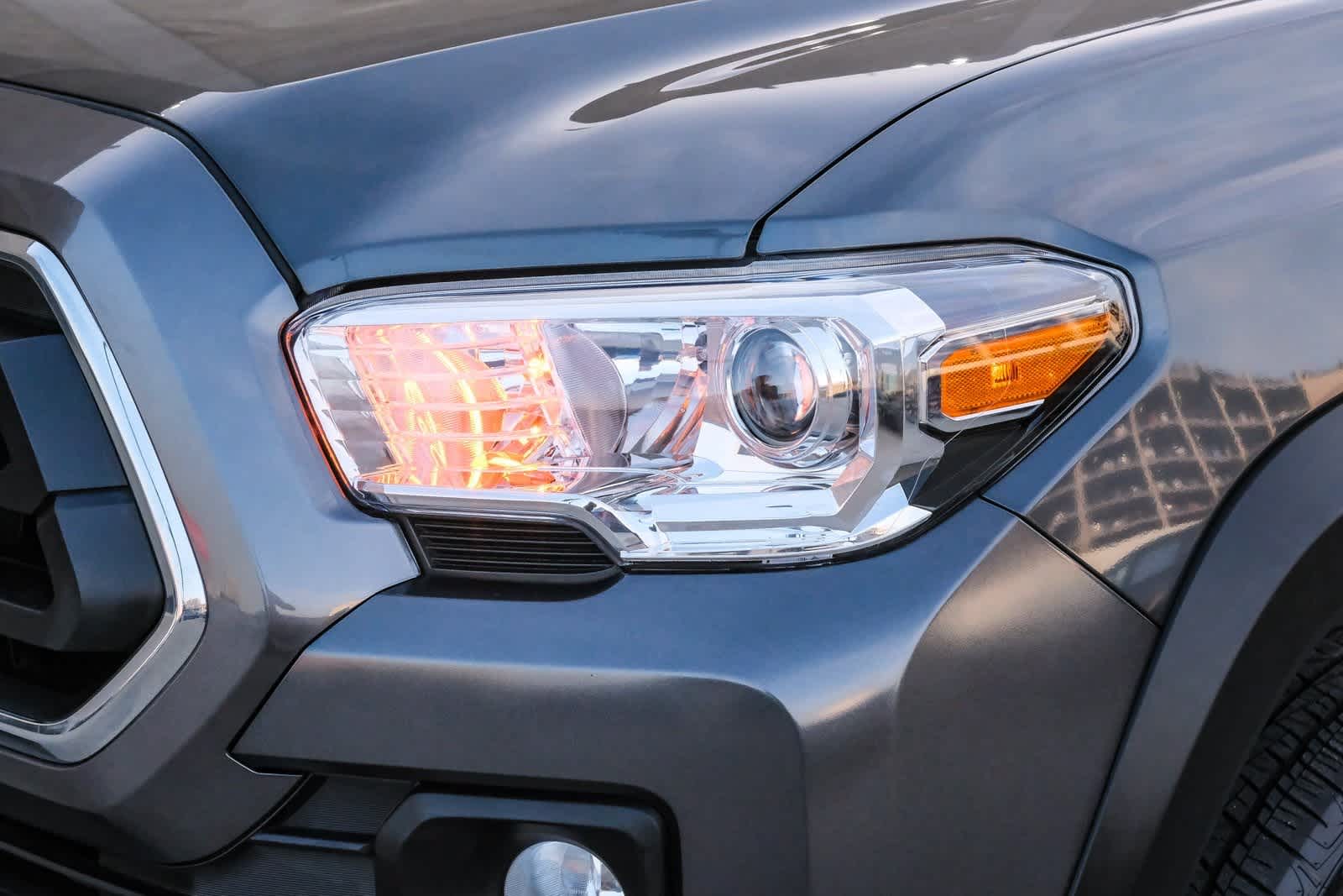 Thumbnail: 2023 Toyota Tacoma - 11