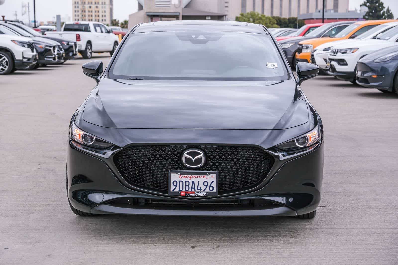 Thumbnail: 2022 Mazda Mazda3 - 2