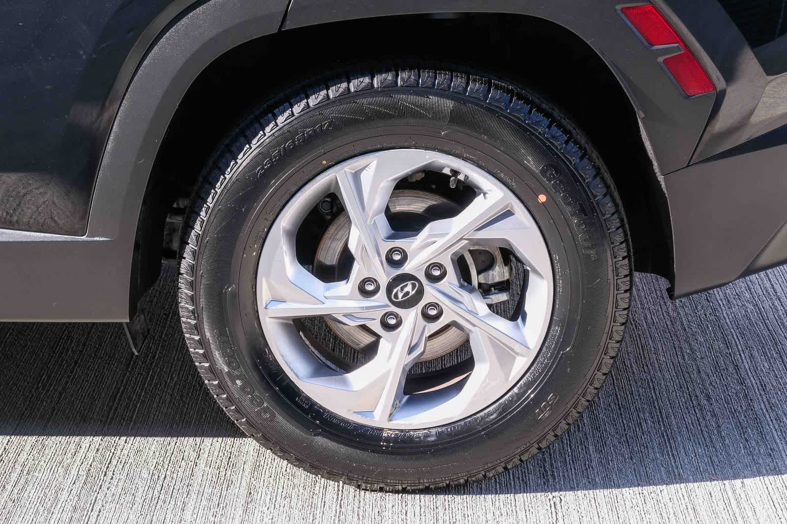Thumbnail: 2022 Hyundai Tucson - 9