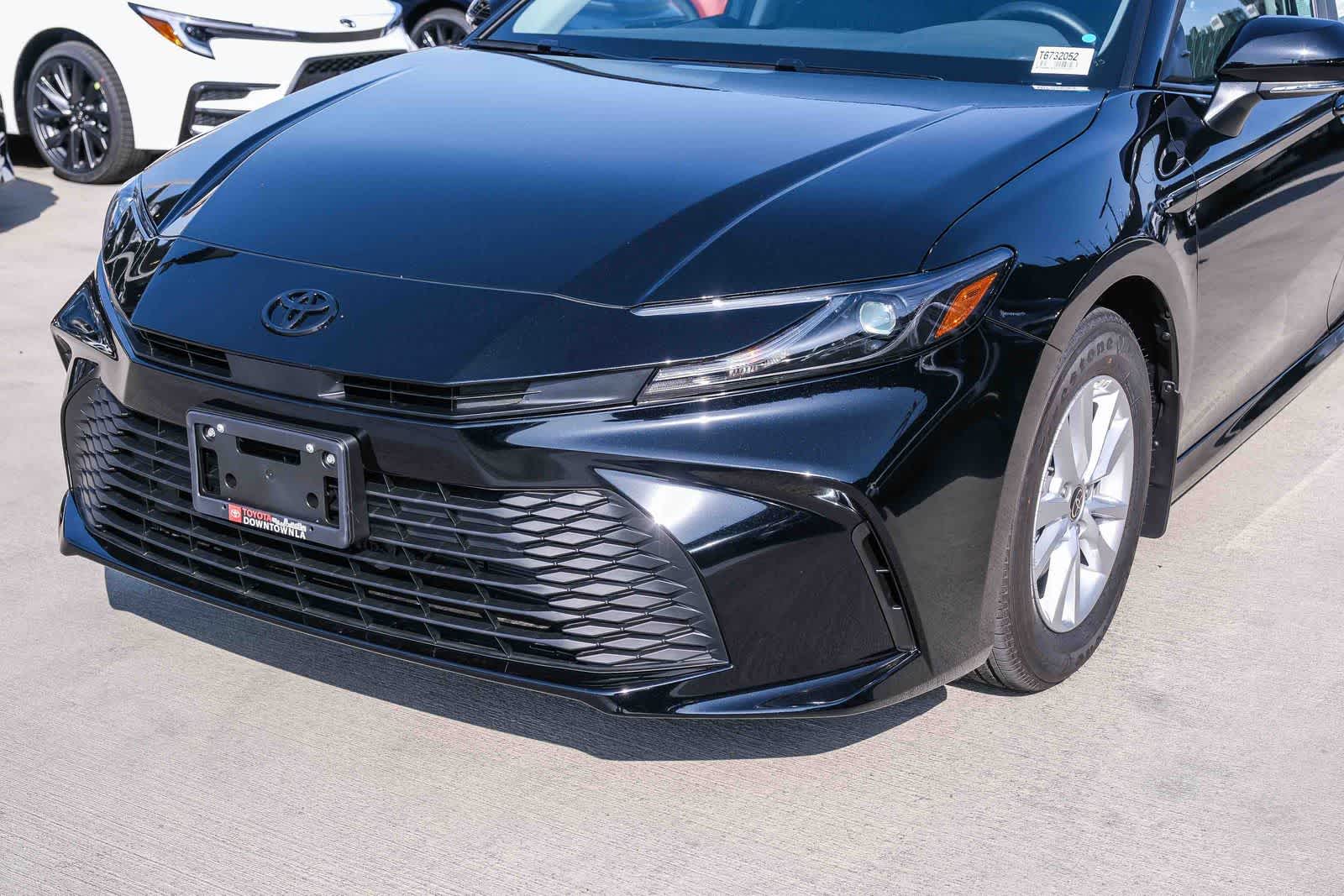 Thumbnail: 2026 Toyota Camry - 11
