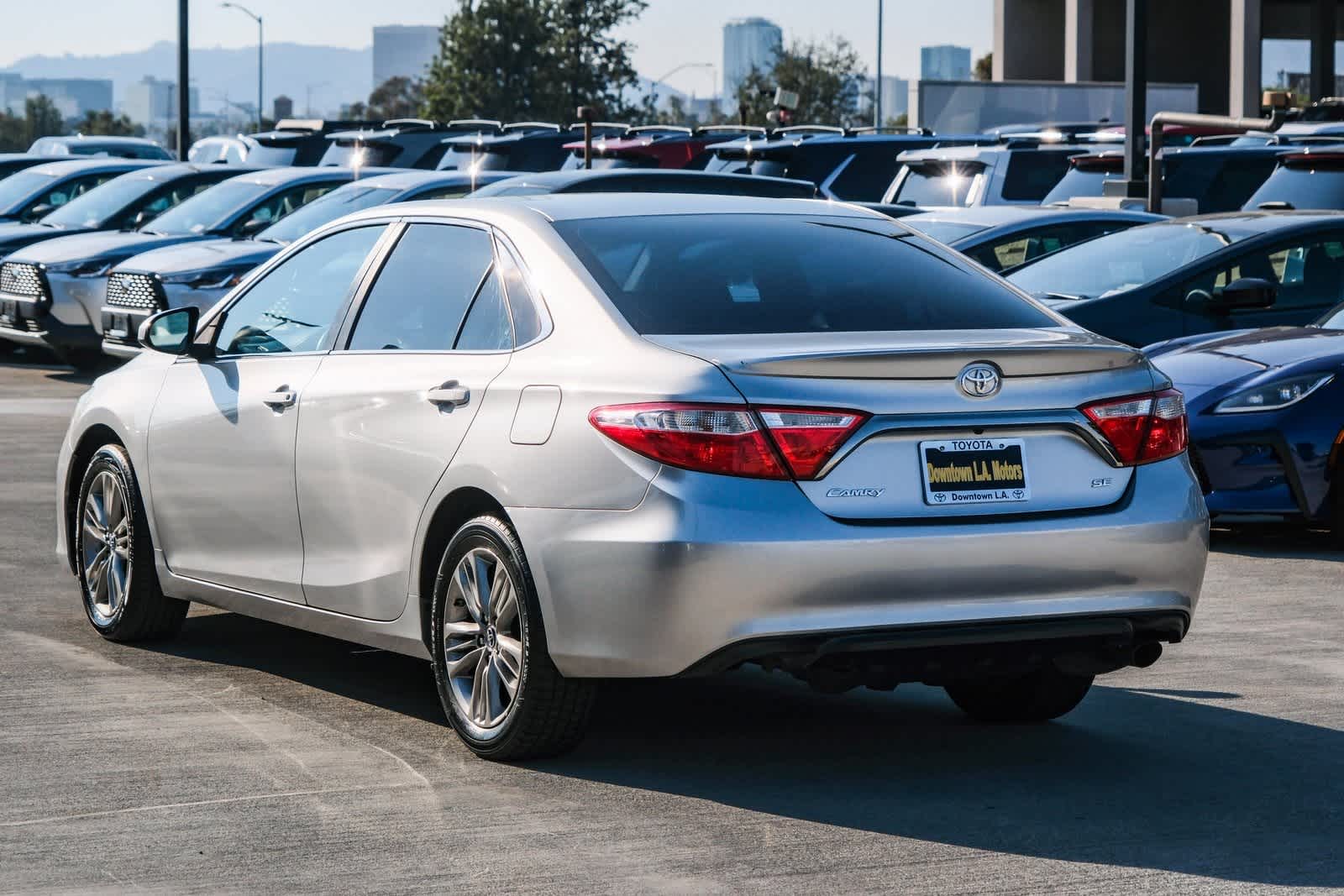 Thumbnail: 2016 Toyota Camry - 6