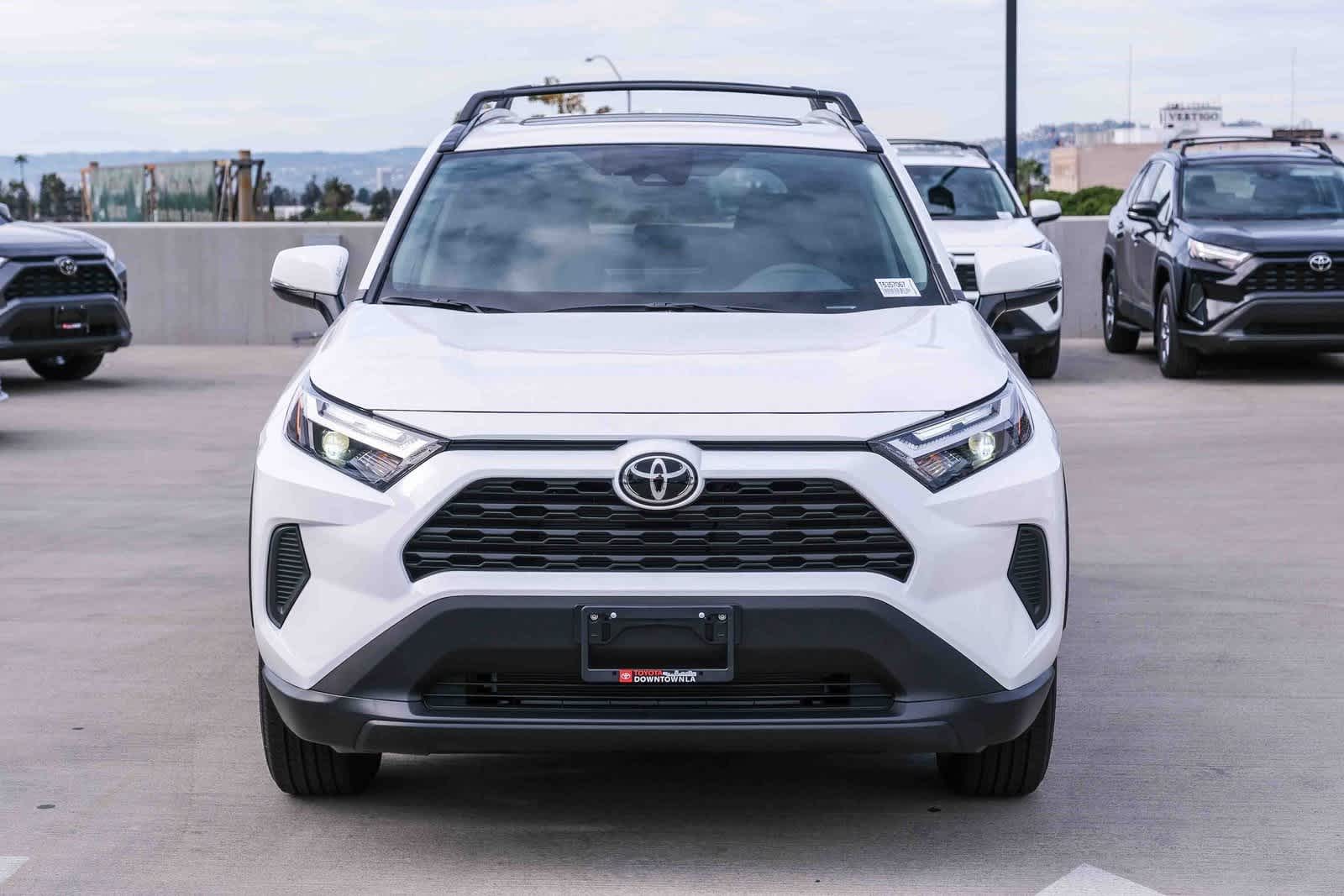 Thumbnail: 2025 Toyota RAV4 - 2