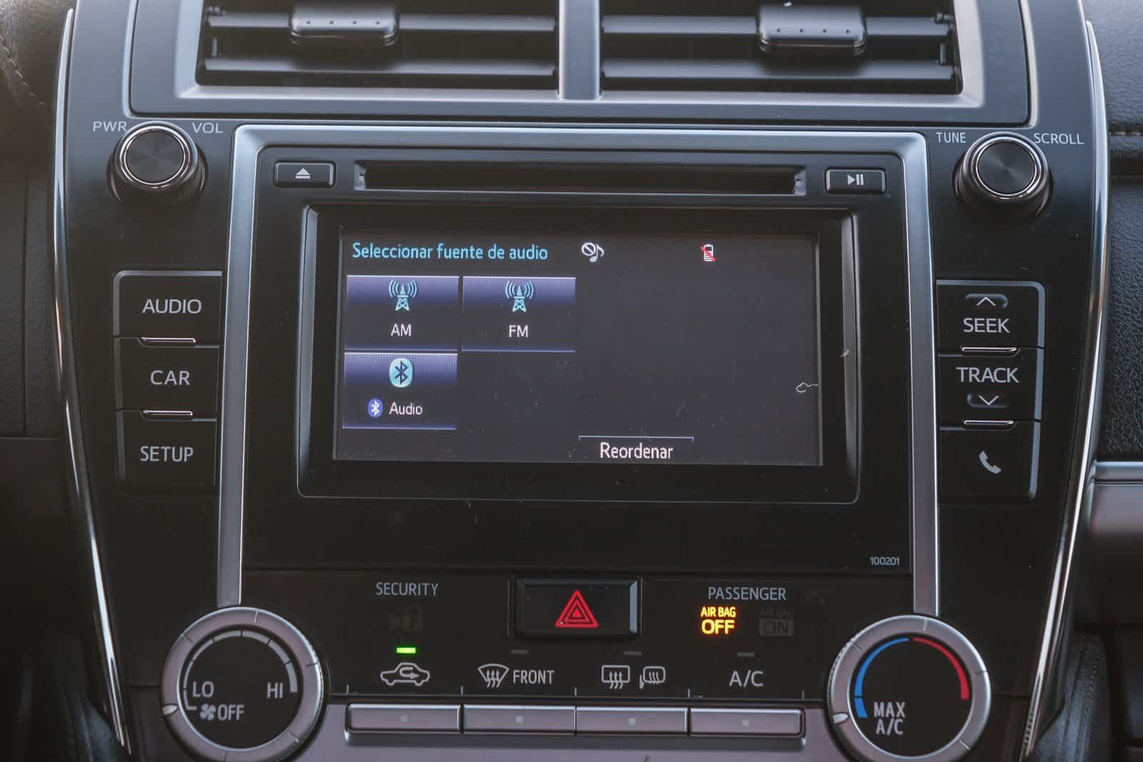 Thumbnail: 2014 Toyota Camry - 16
