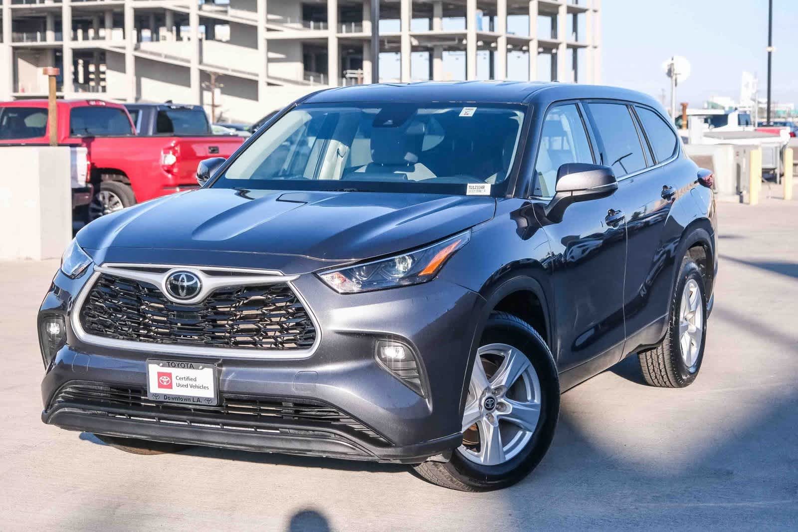 Thumbnail: 2022 Toyota Highlander - 1