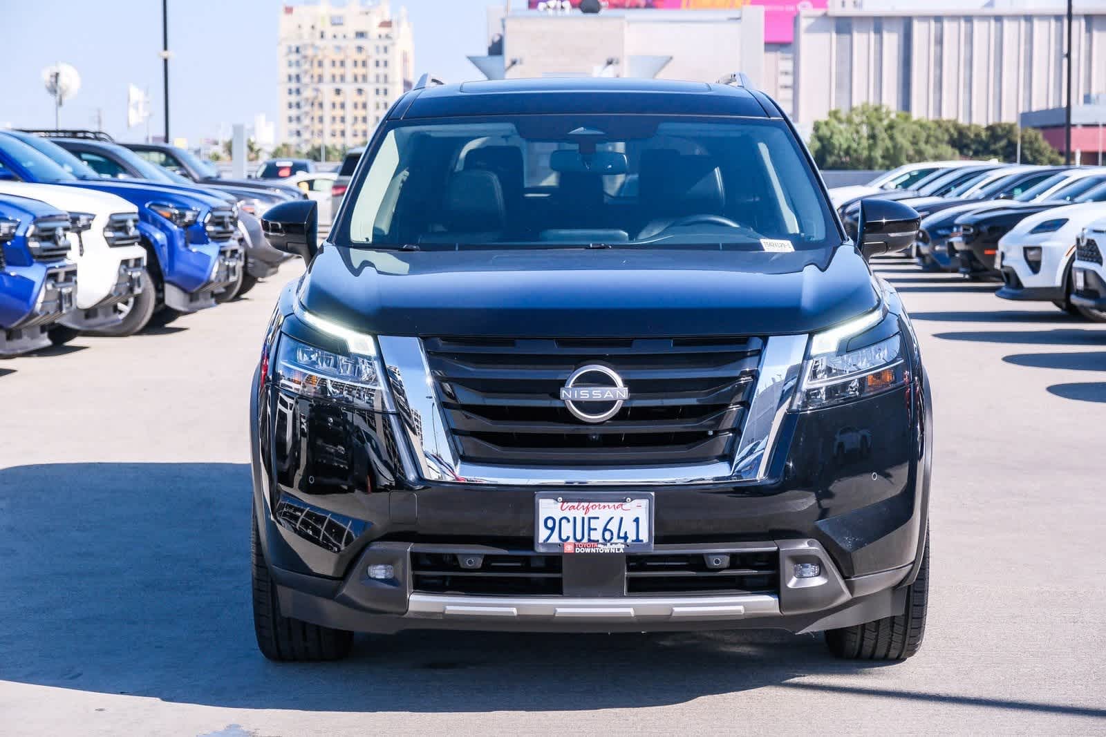 Thumbnail: 2022 Nissan Pathfinder - 2