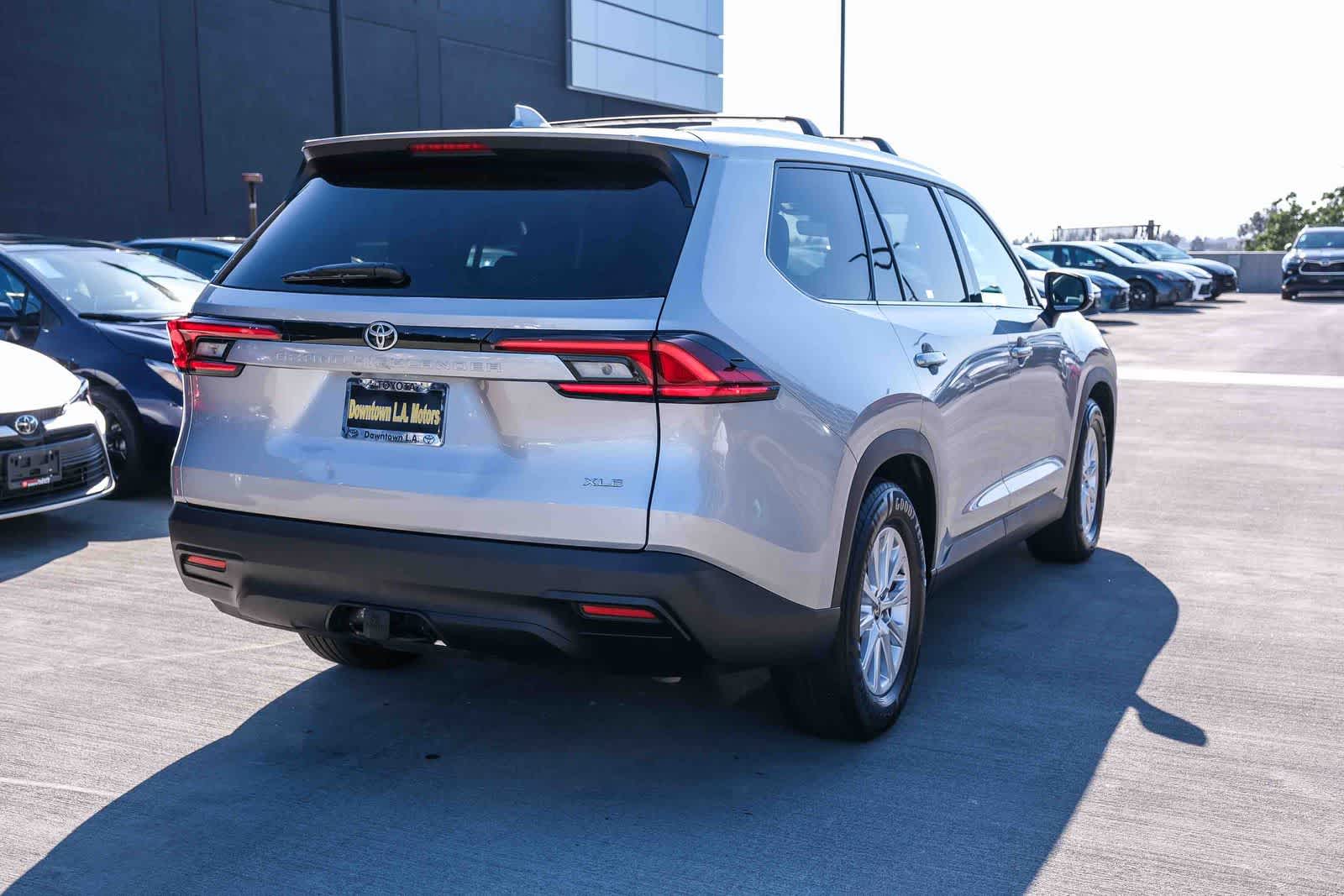 Thumbnail: 2026 Toyota Grand Highlander - 4