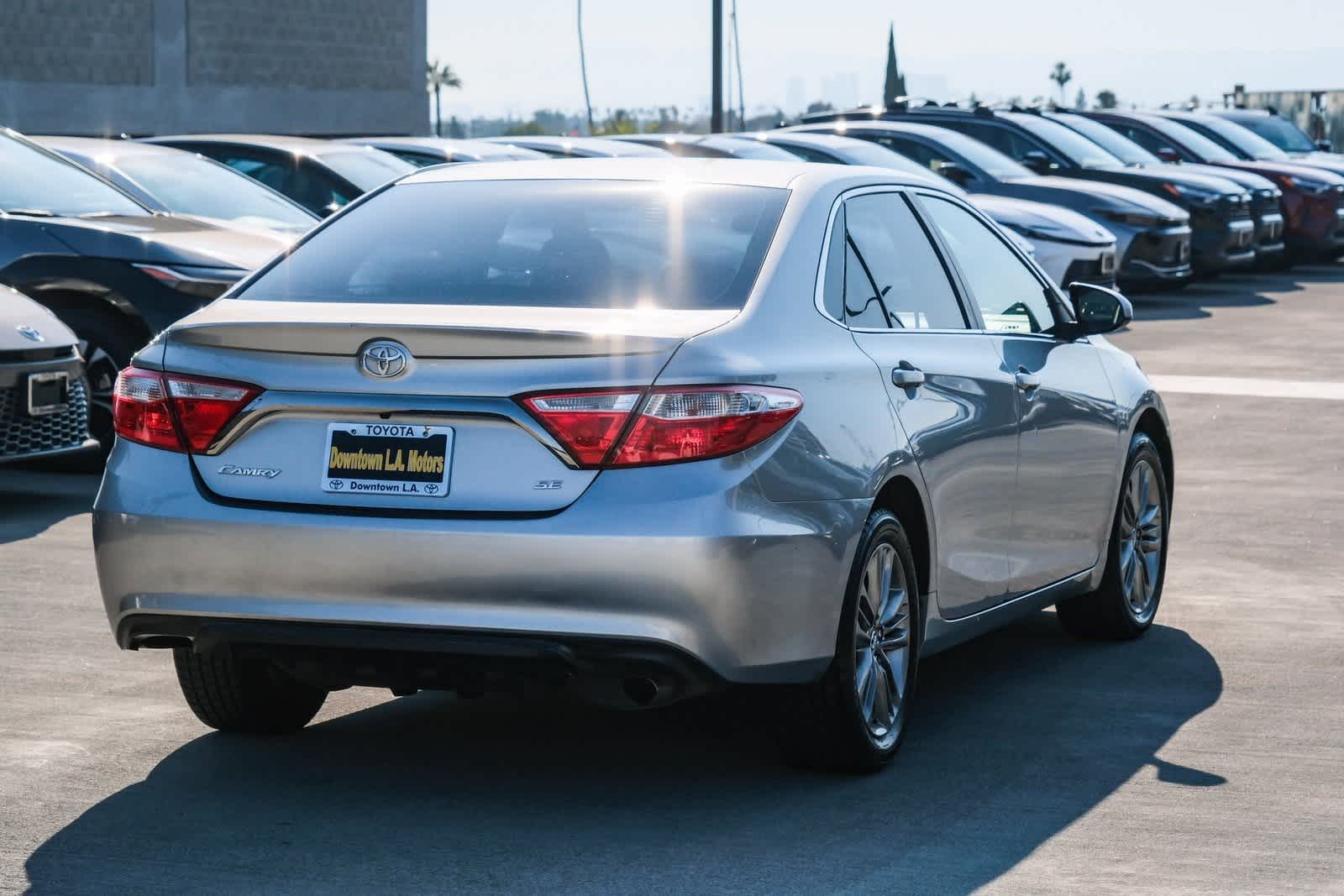 Thumbnail: 2016 Toyota Camry - 4