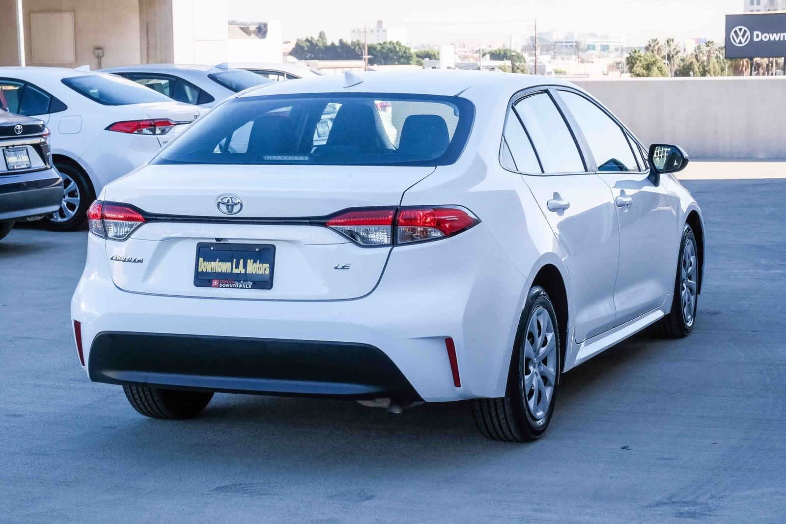 Thumbnail: 2023 Toyota Corolla - 4