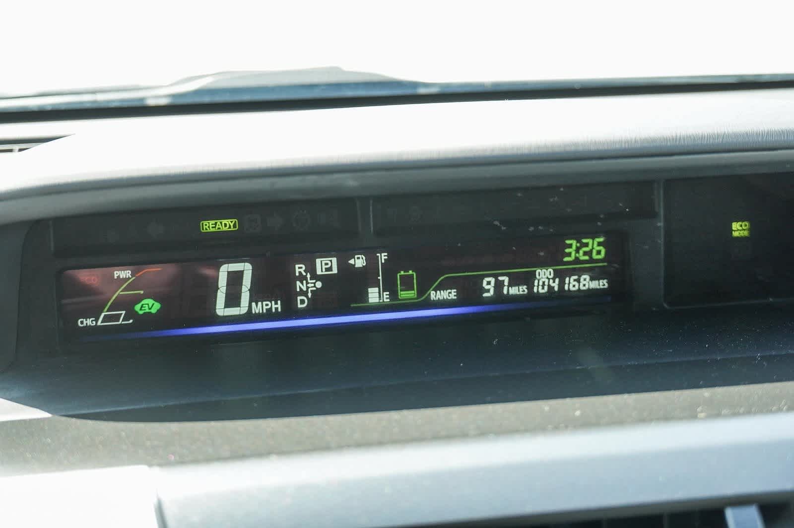 Thumbnail: 2017 Toyota Prius v - 23