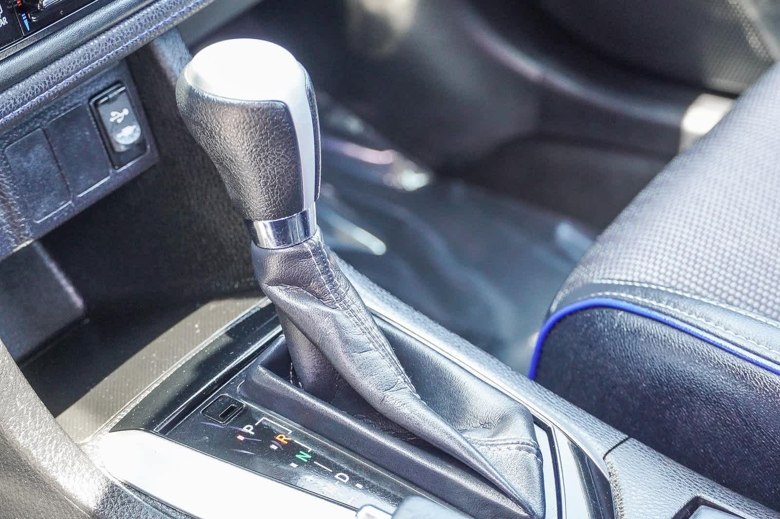 2019 Toyota Corolla SE 23