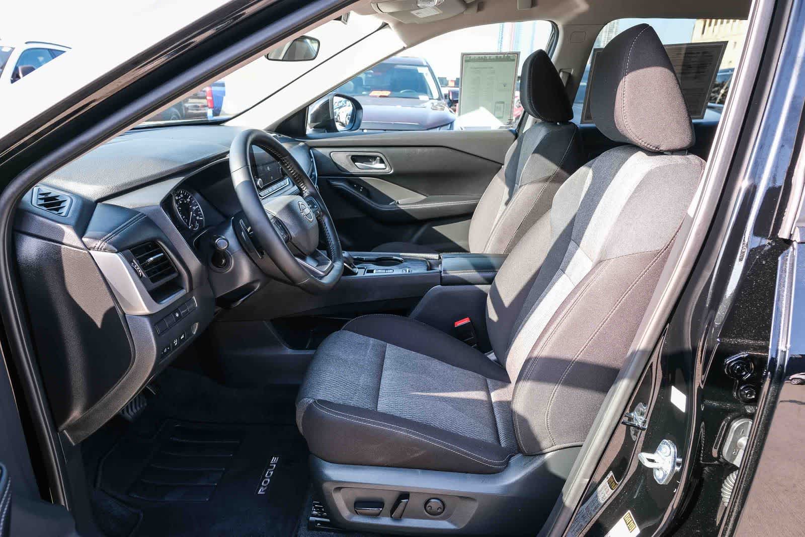 Thumbnail: 2026 Nissan Rogue - 20