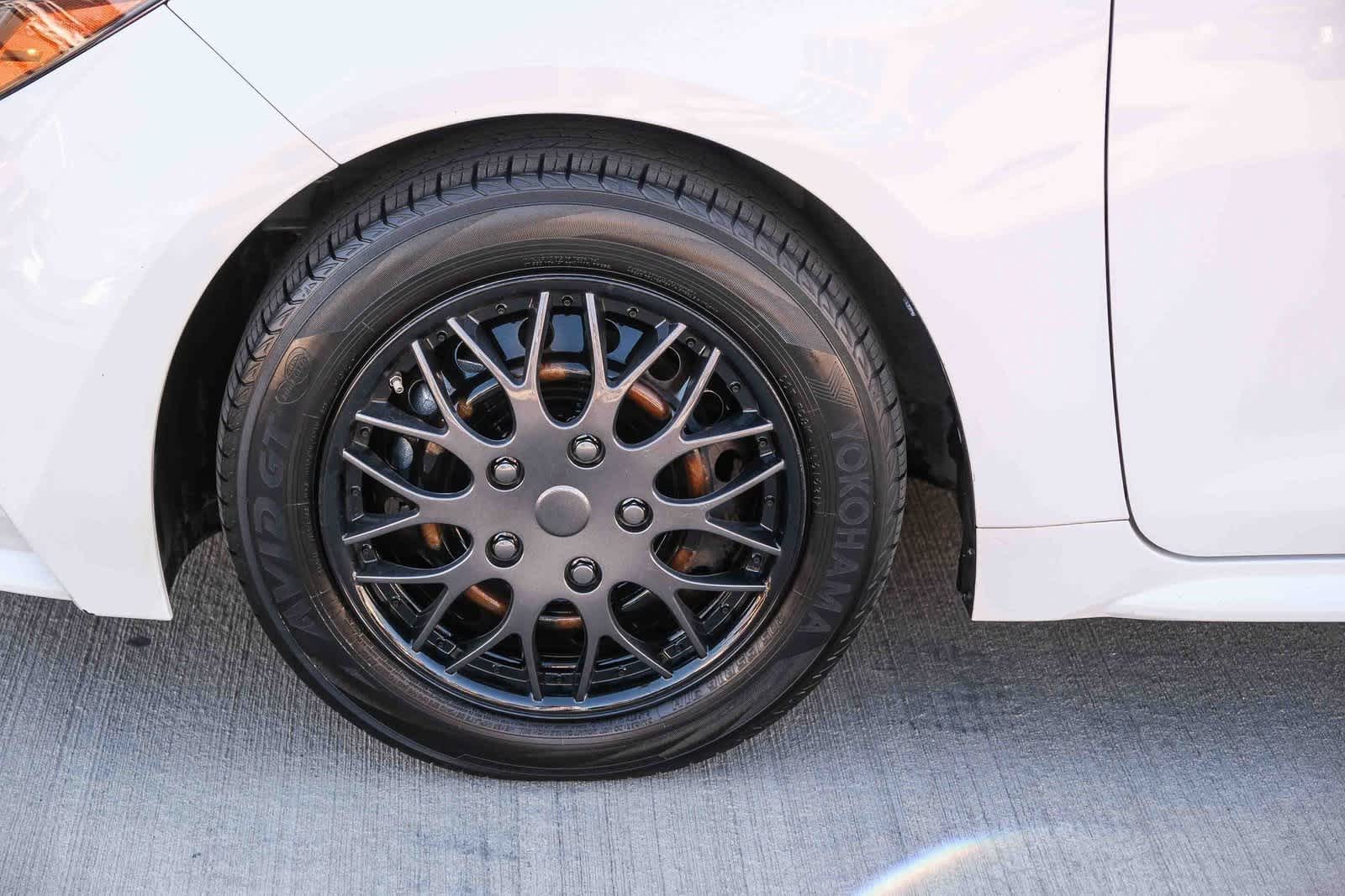 Thumbnail: 2021 Toyota Corolla - 10