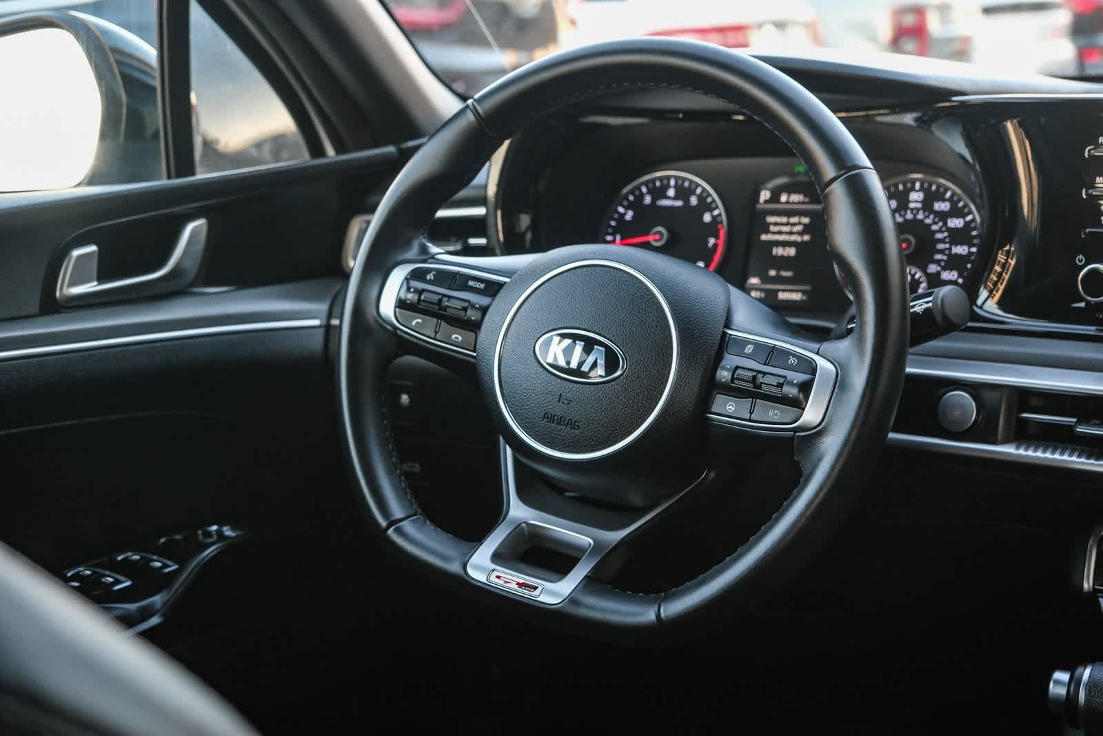Thumbnail: 2021 Kia K5 - 16