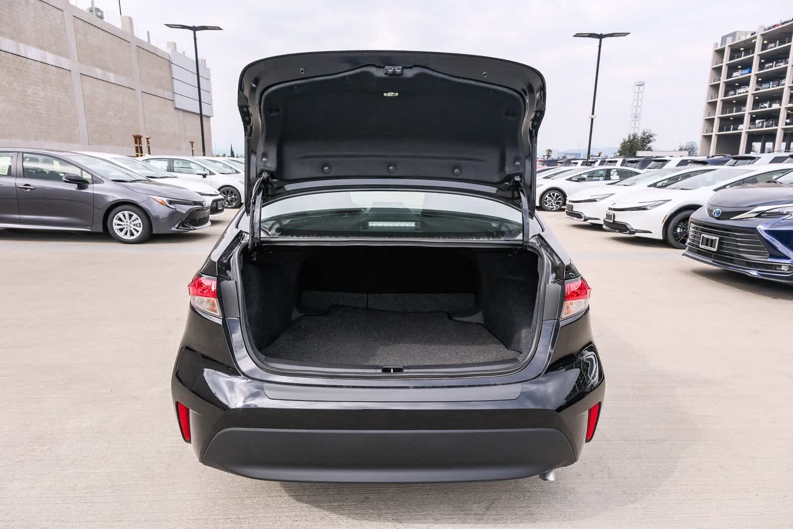 Thumbnail: 2025 Toyota Corolla - 27