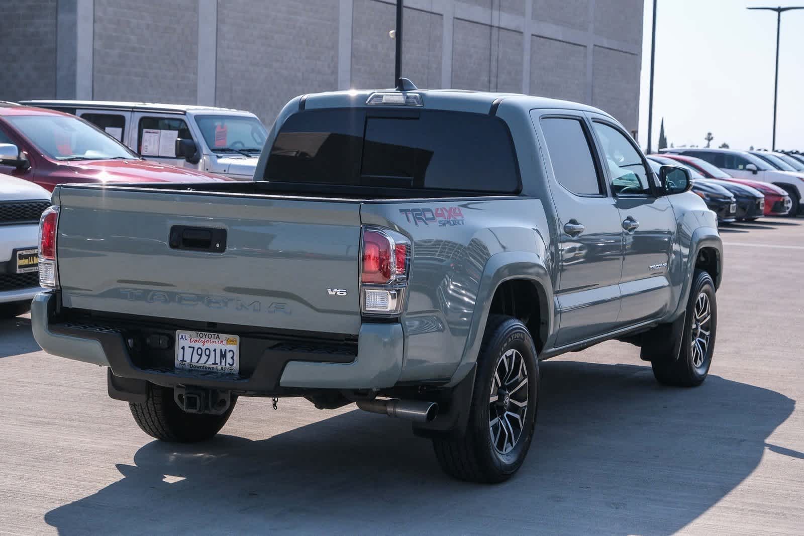 Thumbnail: 2022 Toyota Tacoma - 4