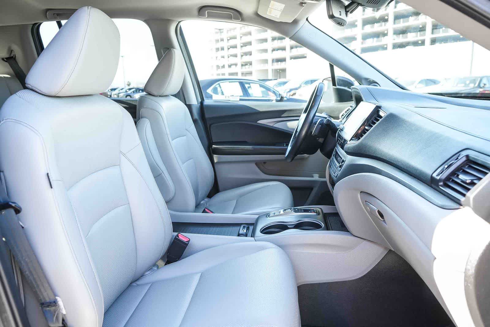 Thumbnail: 2023 Honda Ridgeline - 16