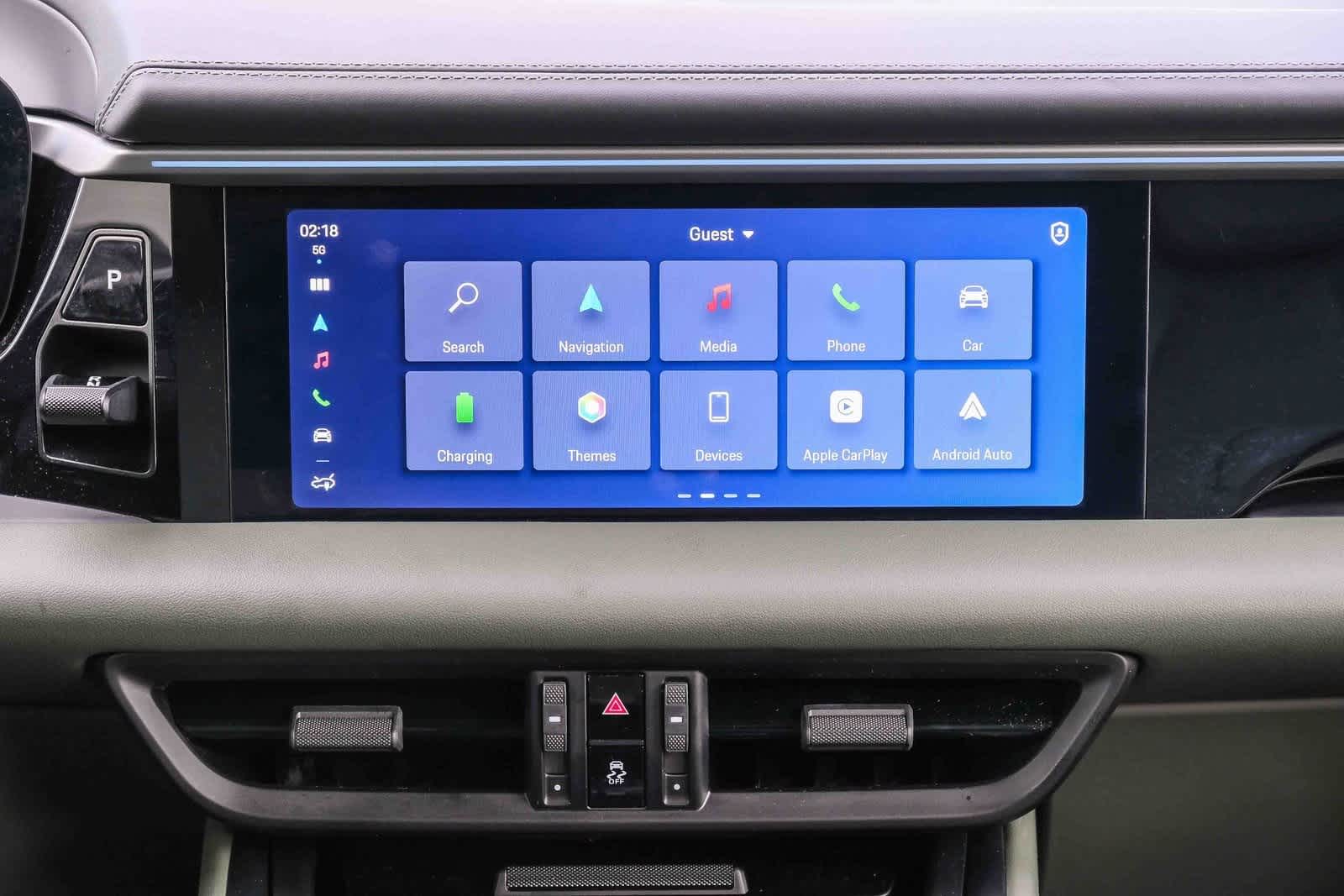 Thumbnail: 2024 Porsche Macan - 13