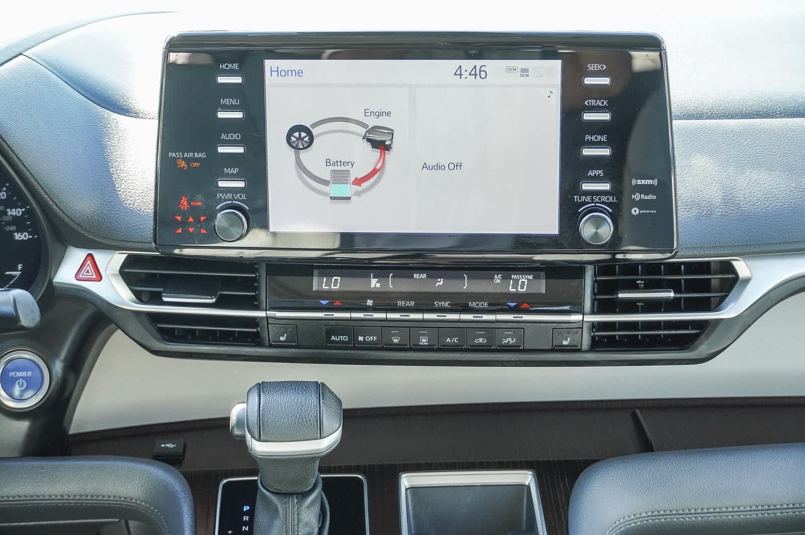 2023 Toyota Sienna XLE 14