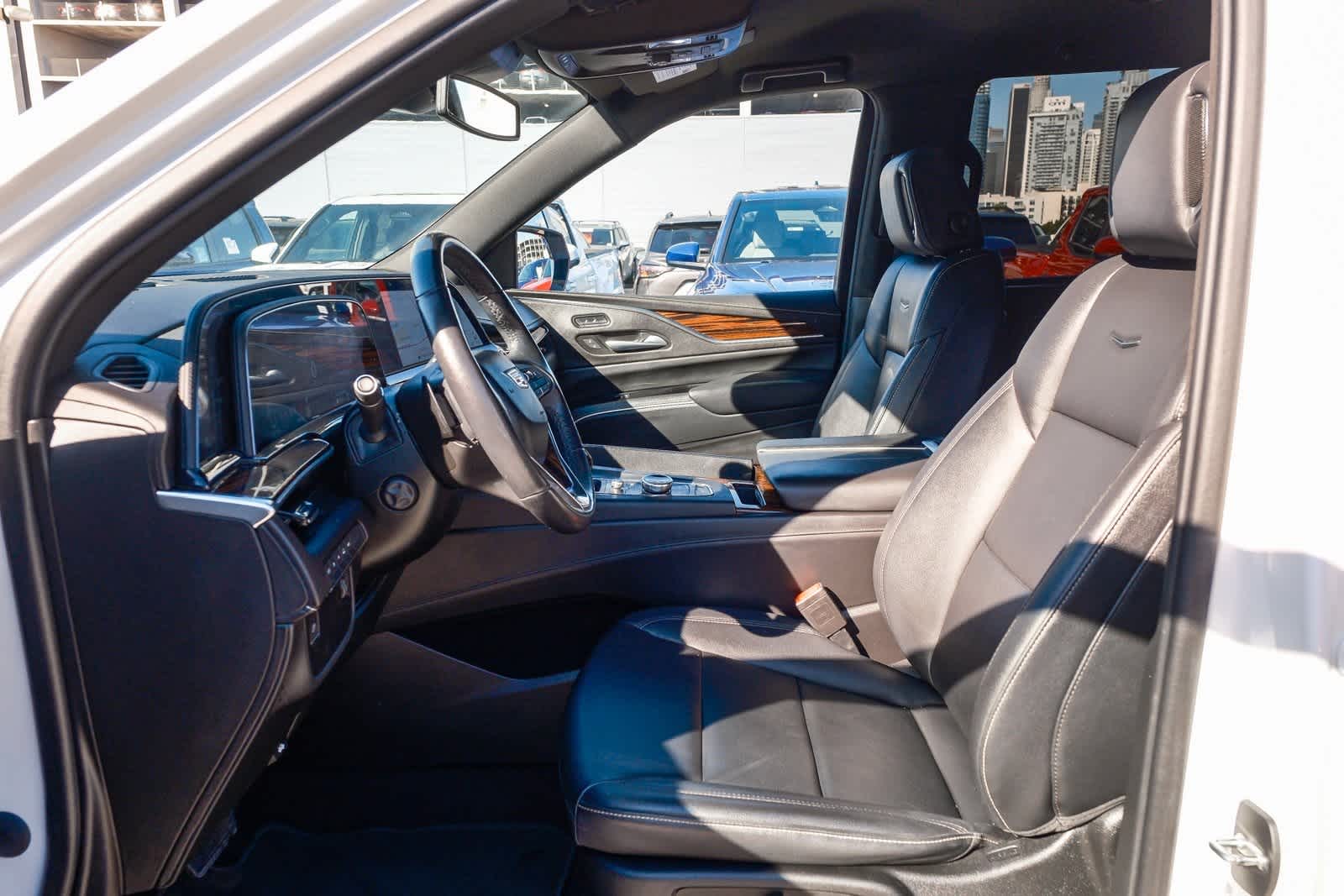 Thumbnail: 2023 Cadillac Escalade - 20