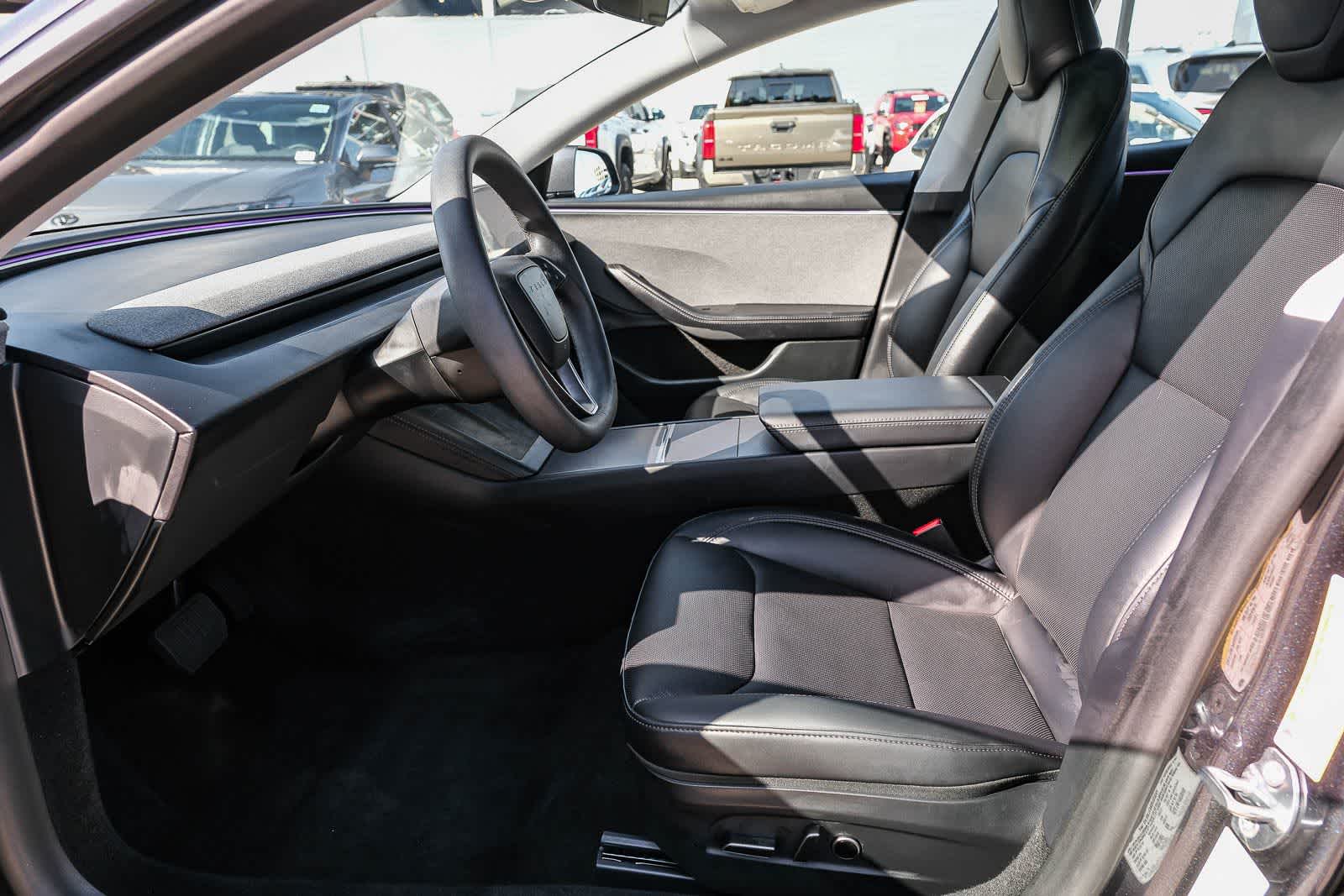 Thumbnail: 2025 Tesla Model 3 - 18