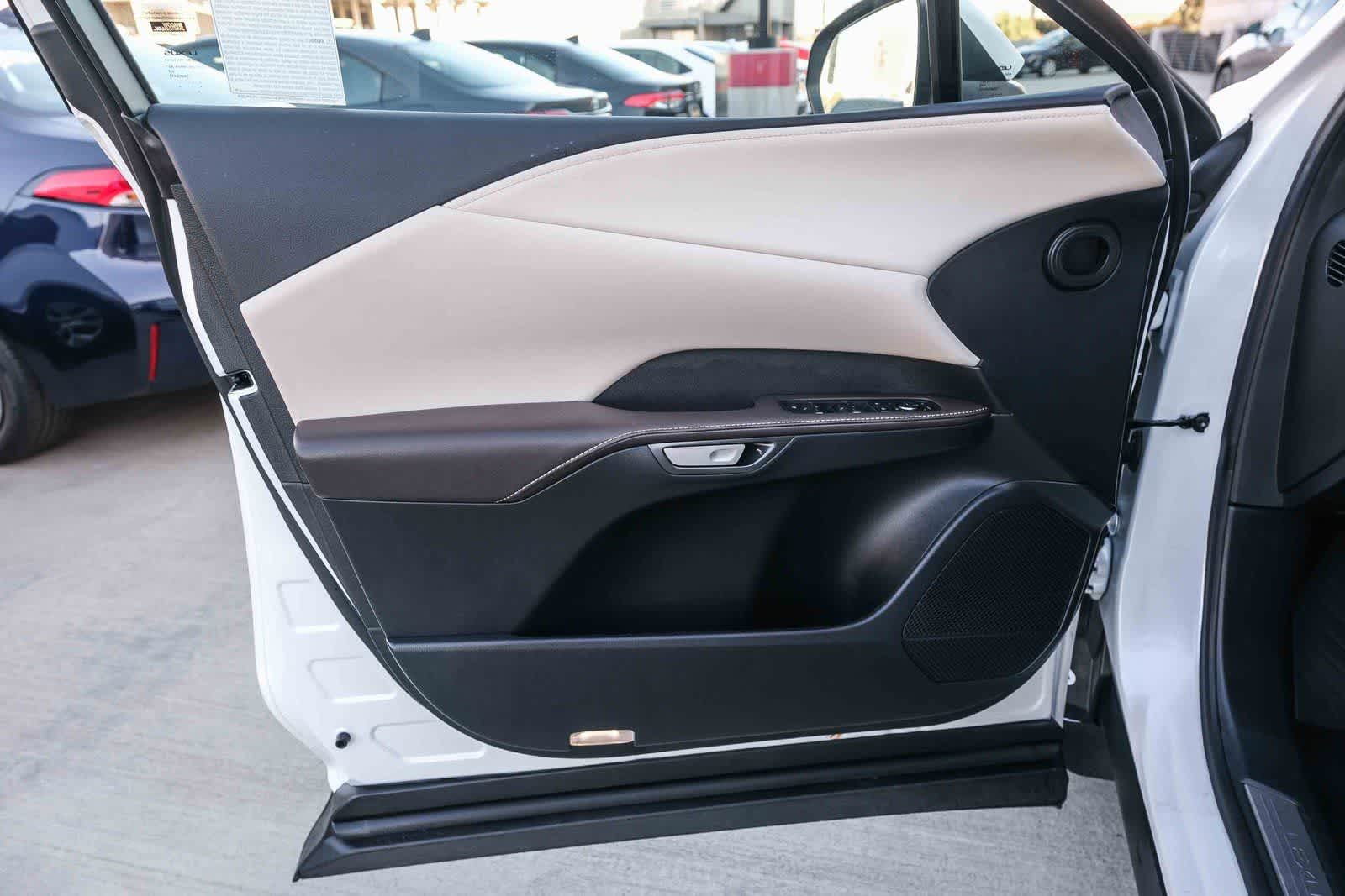 Thumbnail: 2024 Lexus RX - 22