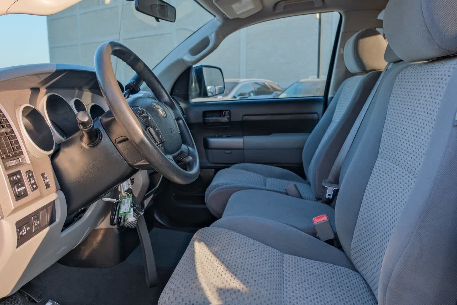 Thumbnail: 2013 Toyota Tundra - 18