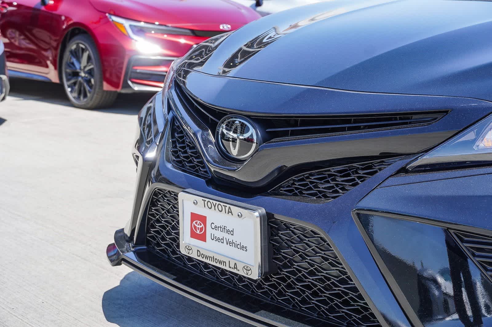 Thumbnail: 2023 Toyota Camry - 12