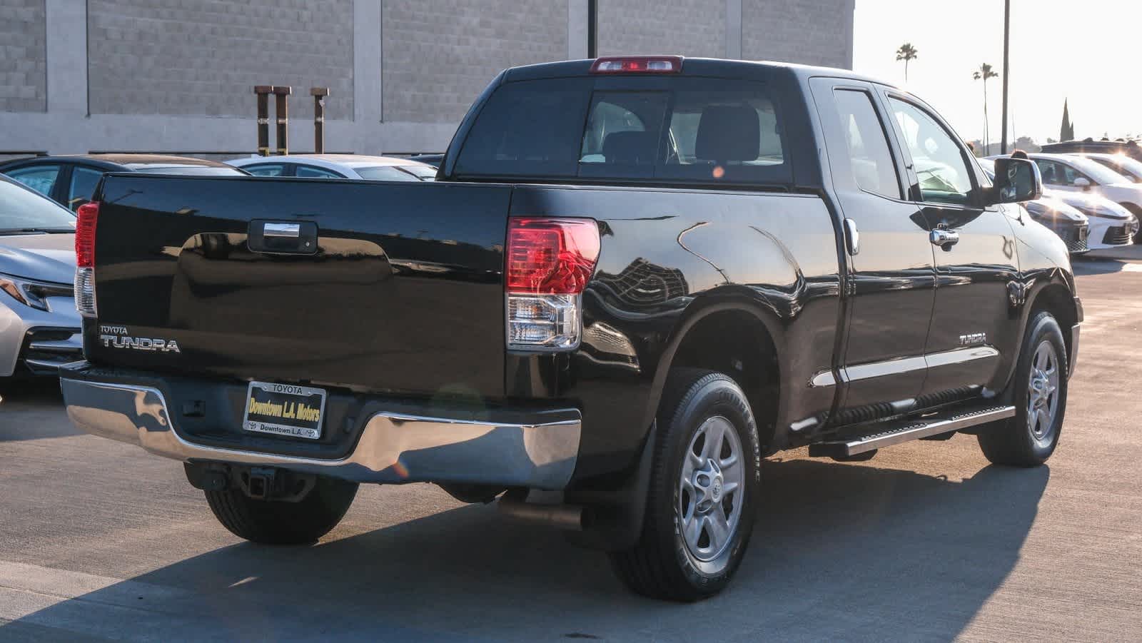 Thumbnail: 2013 Toyota Tundra - 4