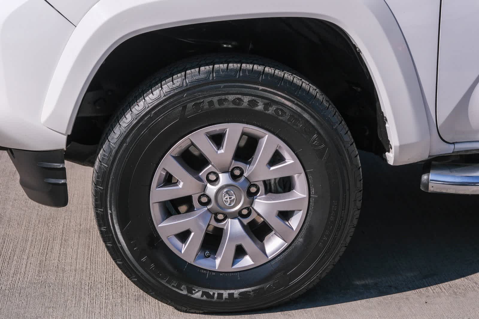 Thumbnail: 2017 Toyota Tacoma - 10