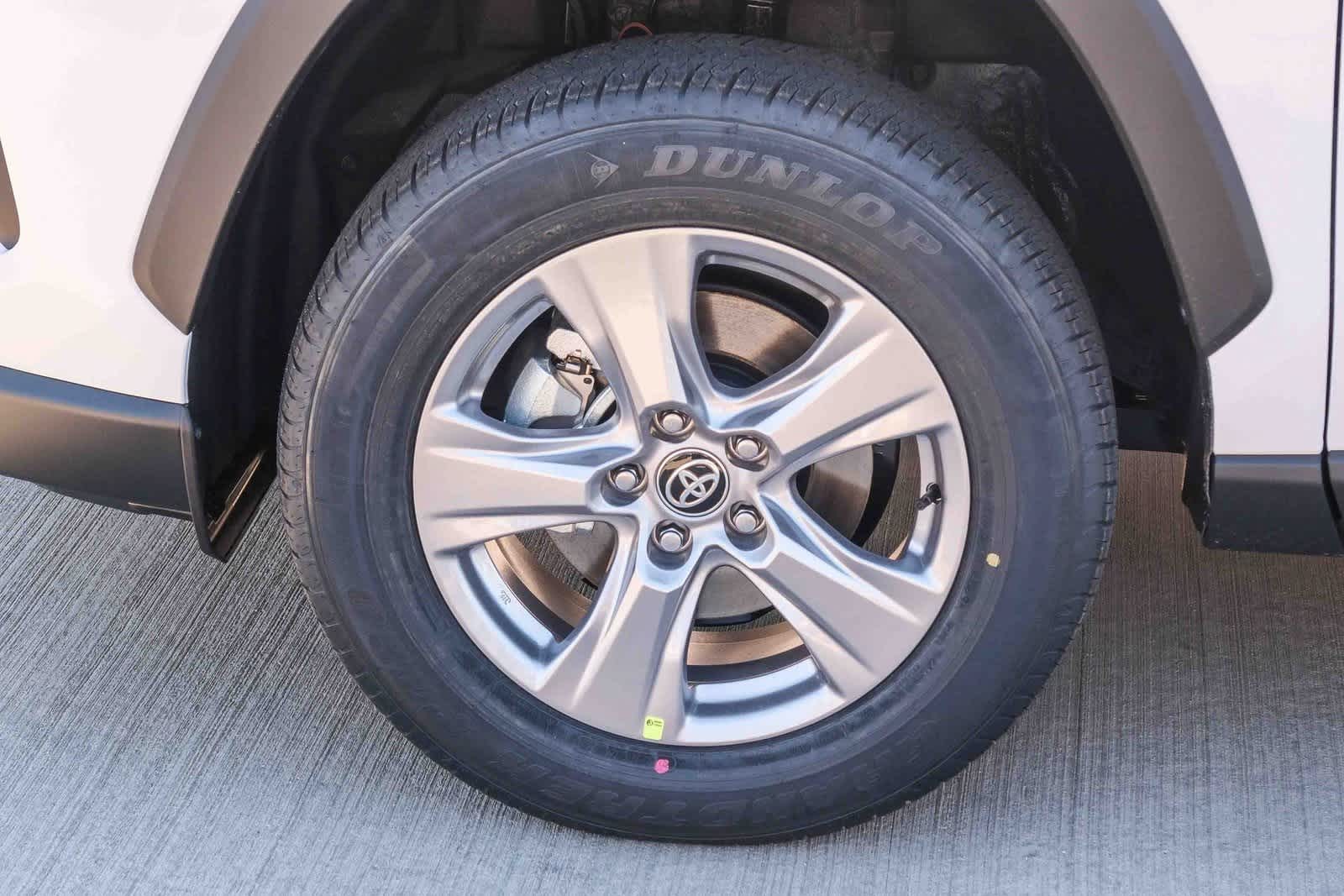 Thumbnail: 2025 Toyota RAV4 - 10