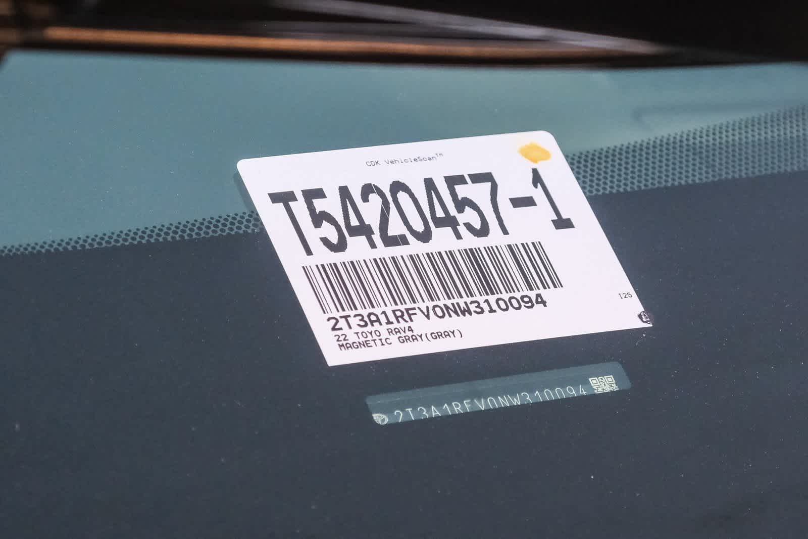Thumbnail: 2022 Toyota RAV4 - 26