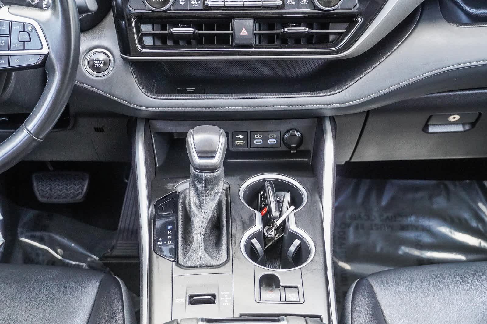 2022 Toyota Highlander XLE 15