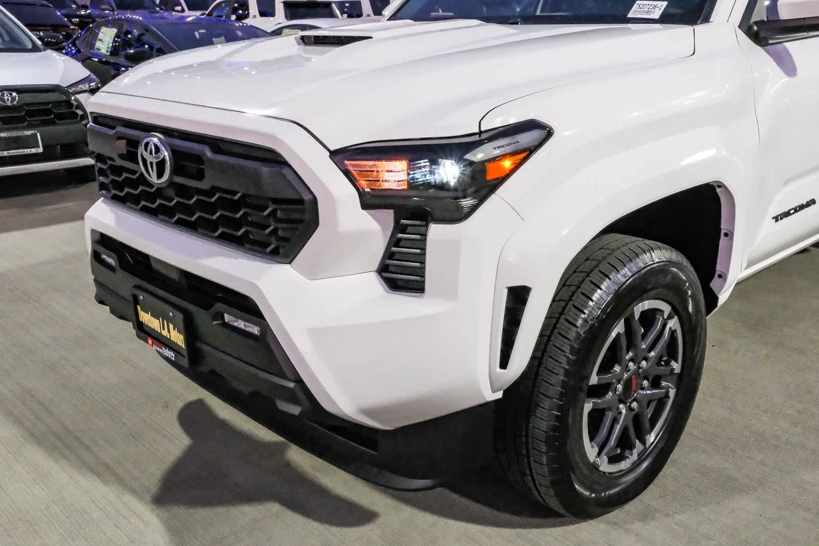 Thumbnail: 2025 Toyota Tacoma - 12