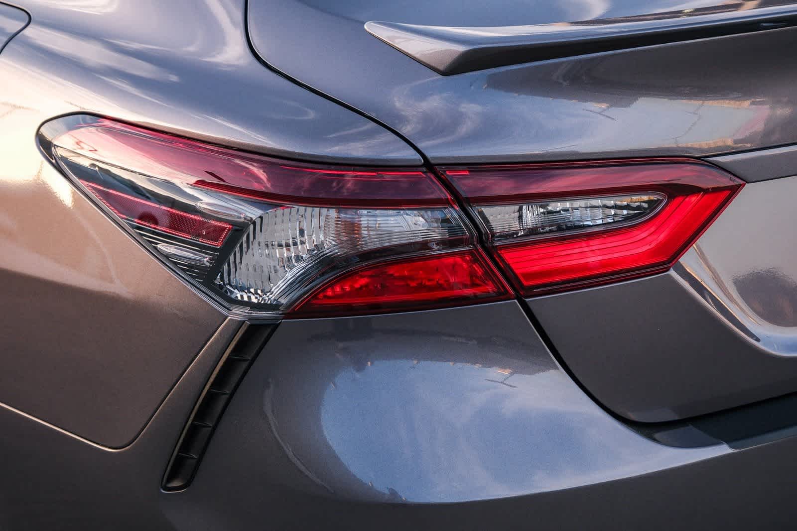 Thumbnail: 2022 Toyota Camry - 7