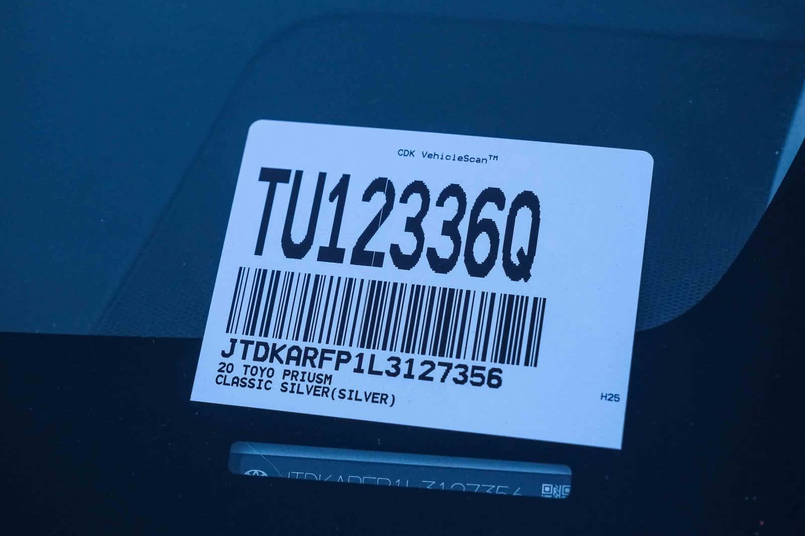 Thumbnail: 2020 Toyota Prius Prime - 27